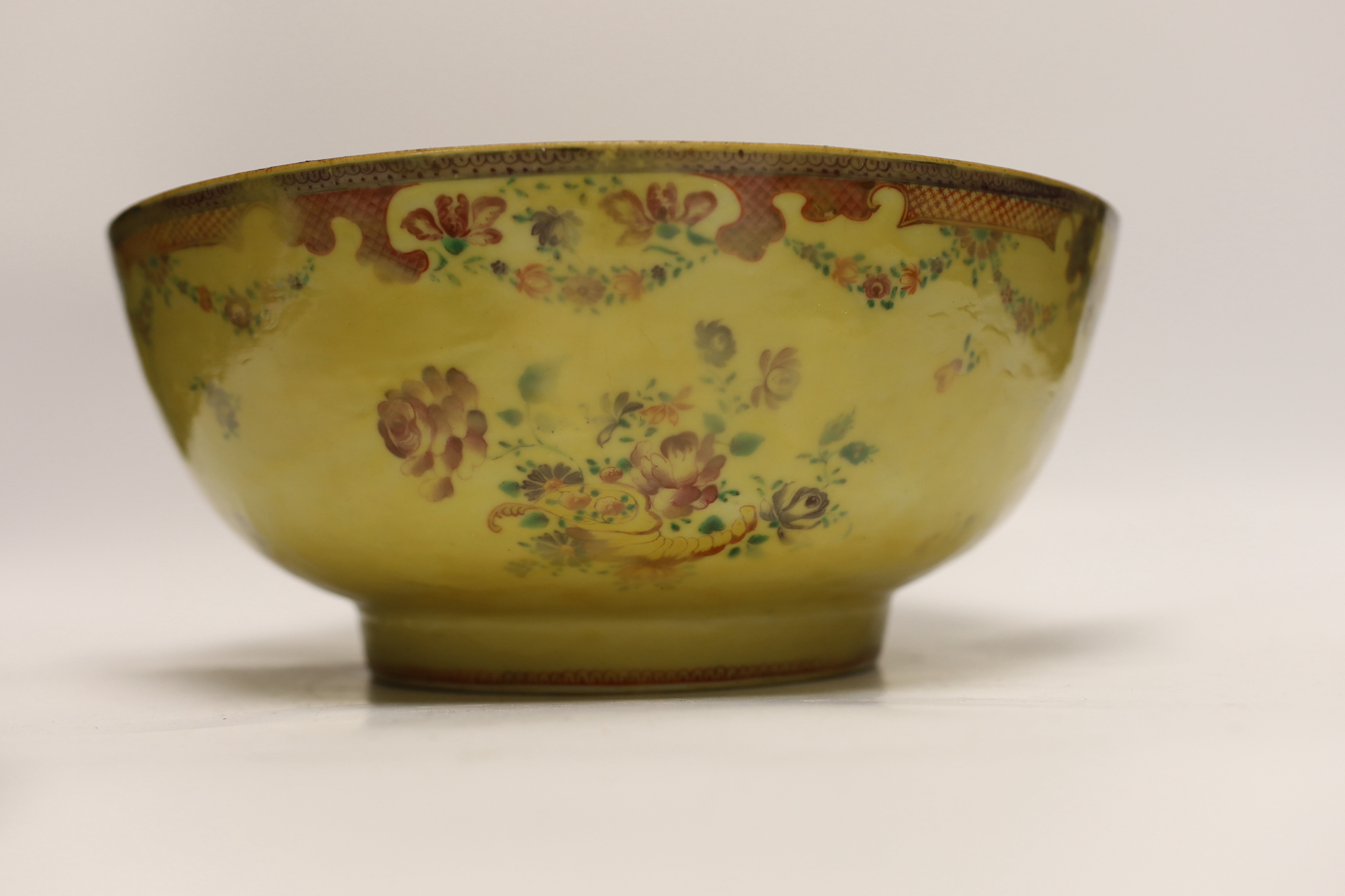 Two Chinese famille rose bowls and a small jardiniere